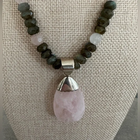 Laborite & pink quartz bead necklace with pendant by Jay King - Picture 5 of 14